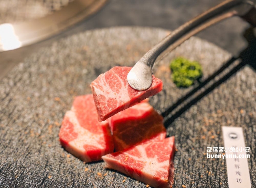2025【彰化燒肉推薦】脂本燒肉員林店，谷歌評論完美五星的頂級燒肉店。