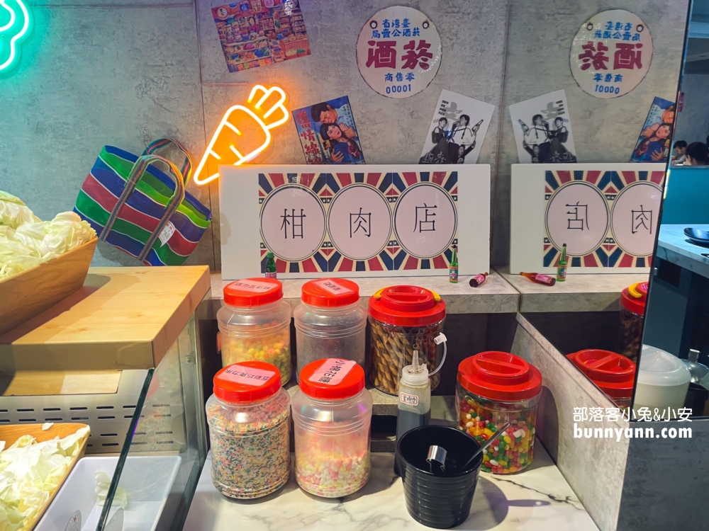 肉多多火鍋 台北西門店，最低349元起享受40多種的自助吧吃到飽，連續三年網路聲量與好感度第一名。