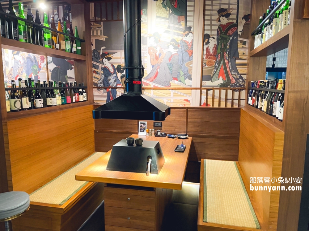 中壢「藏王極上燒肉餐酒館」特色就是日式居酒屋的裝潢與高品質的肉
