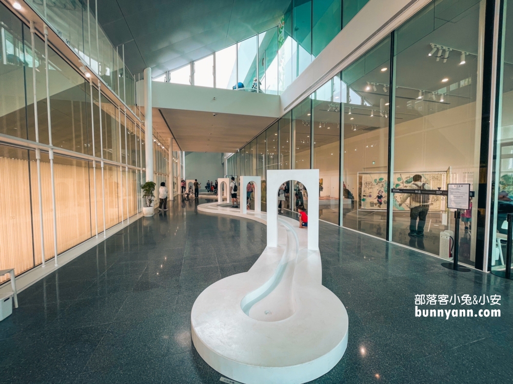 2025中壢「桃園市立美術館」暢遊桃園兒童美術館，環境、門票、交通資訊整理