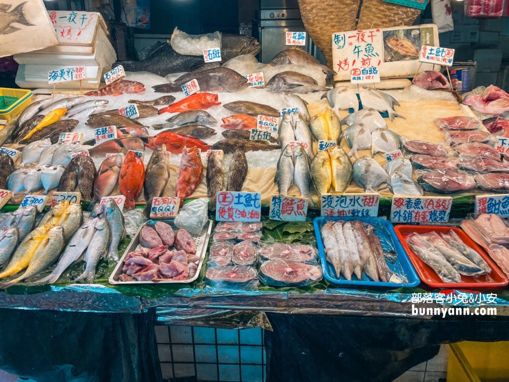 【竹圍漁港一日遊】桃園買海鮮好去處！鮮蚵螃蟹透抽泰國蝦通通有