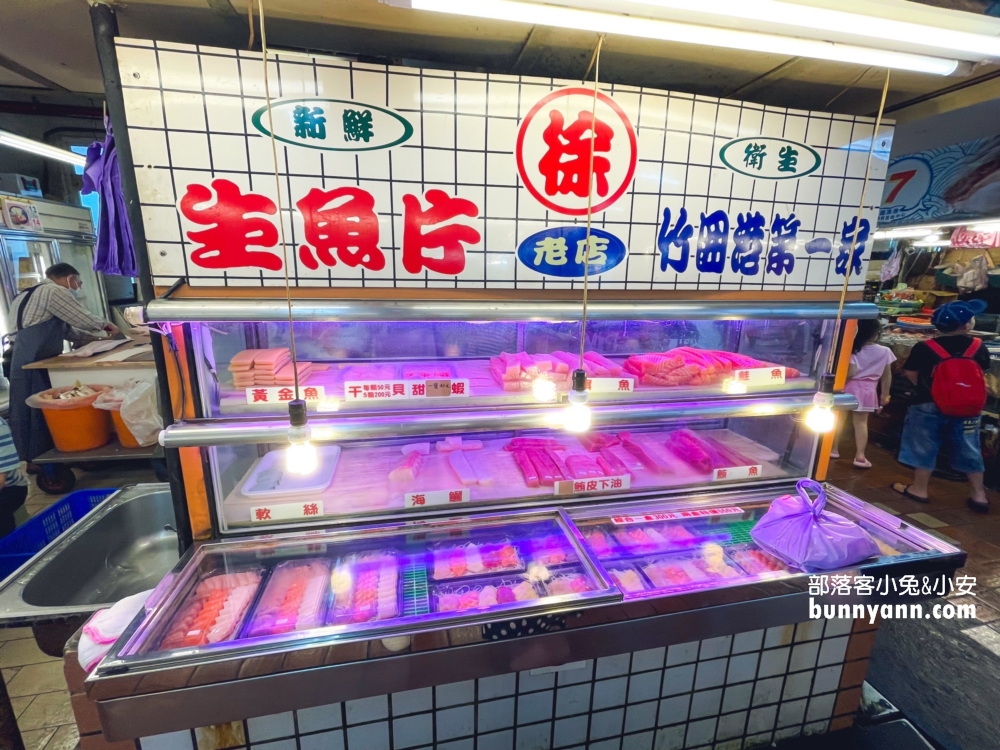 【竹圍漁港一日遊】桃園買海鮮好去處！鮮蚵螃蟹透抽泰國蝦通通有