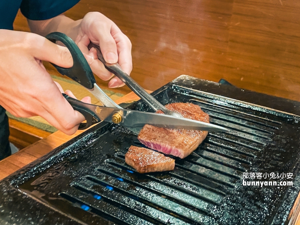 中壢「藏王極上燒肉餐酒館」特色就是日式居酒屋的裝潢與高品質的肉