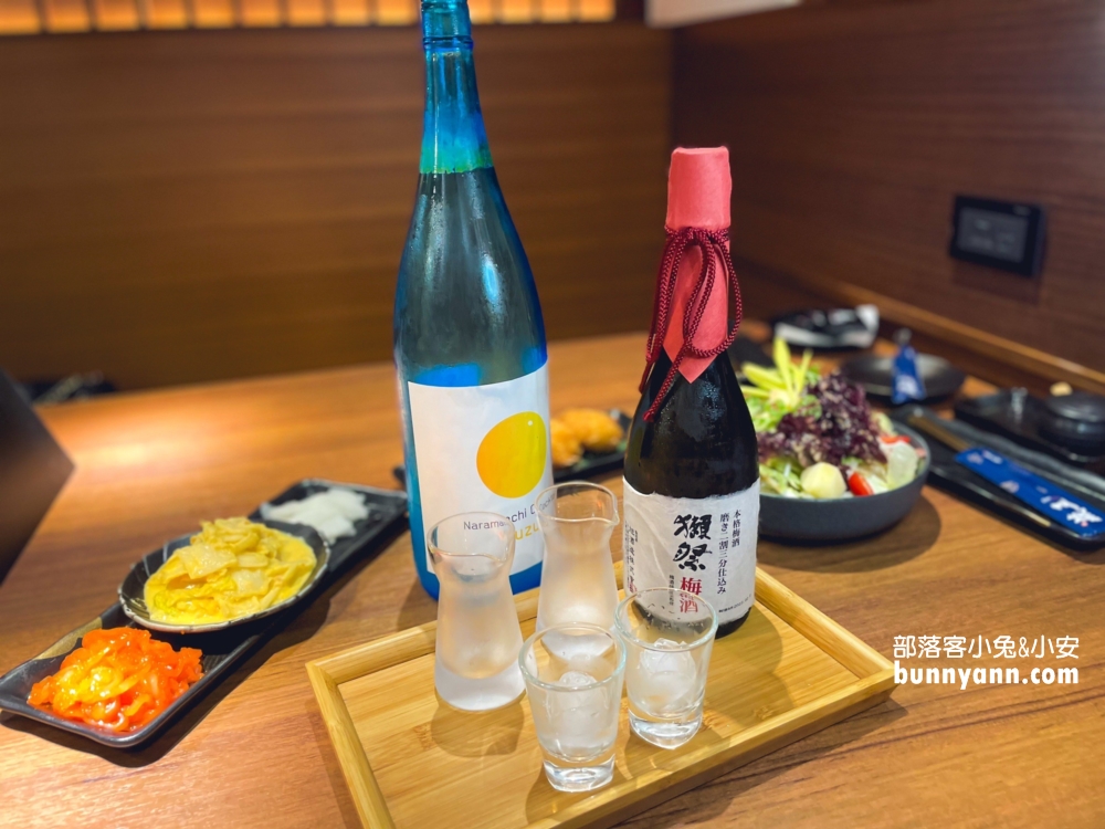 中壢「藏王極上燒肉餐酒館」特色就是日式居酒屋的裝潢與高品質的肉