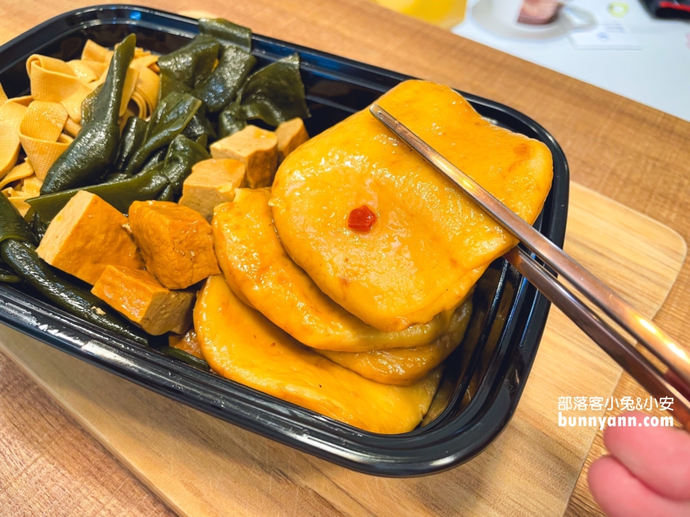 麻利蓮夢滷｜網路評價4.9顆星位在不起眼小巷生意也是很好的麻辣滷味