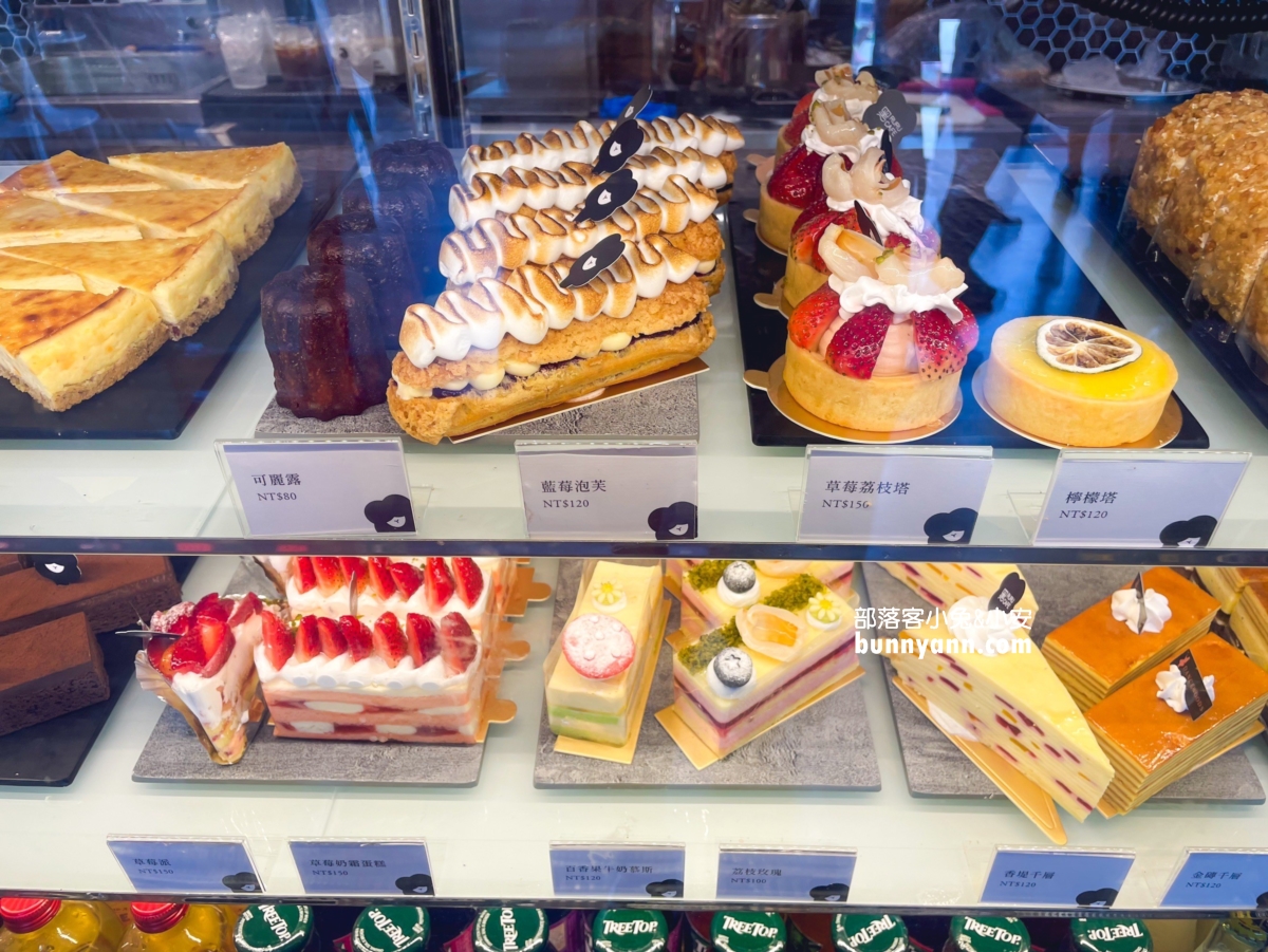 宜蘭【黑RURU CAFE】有飼養可愛熊貓羊的景觀咖啡店