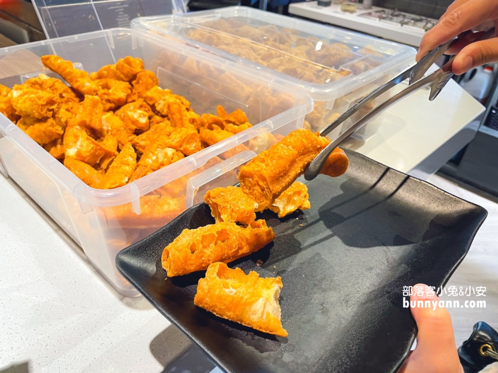 台中【一饌泰式銅盤燒烤火鍋北屯店】位於市區的高CP值燒烤店
