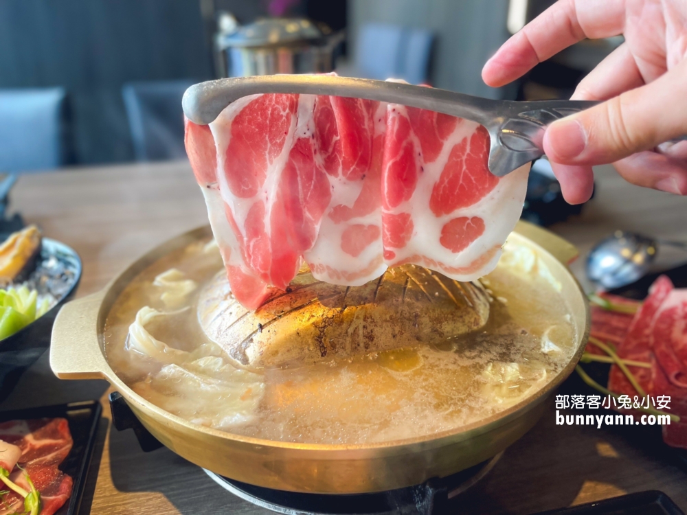 台中【一饌泰式銅盤燒烤火鍋北屯店】位於市區的高CP值燒烤店