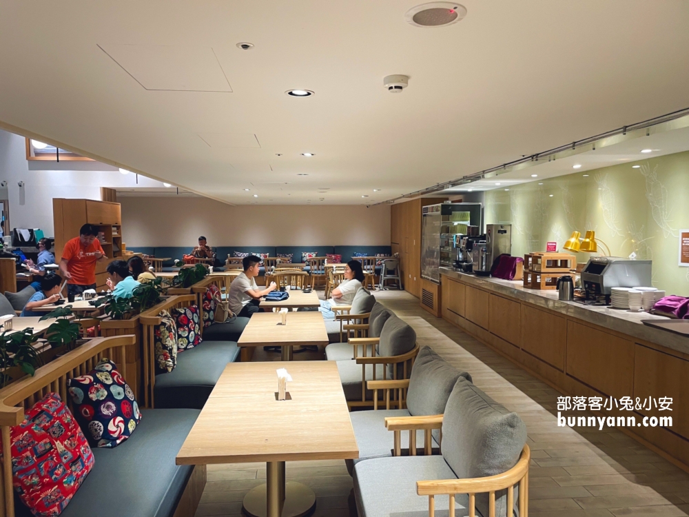 宜蘭【礁溪福朋喜來登酒店】不僅有整層親子區，戶外泳池景色更是無敵!