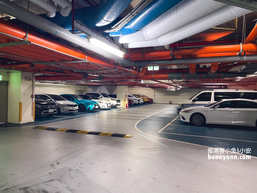 宜蘭【礁溪福朋喜來登酒店】不僅有整層親子區，戶外泳池景色更是無敵!