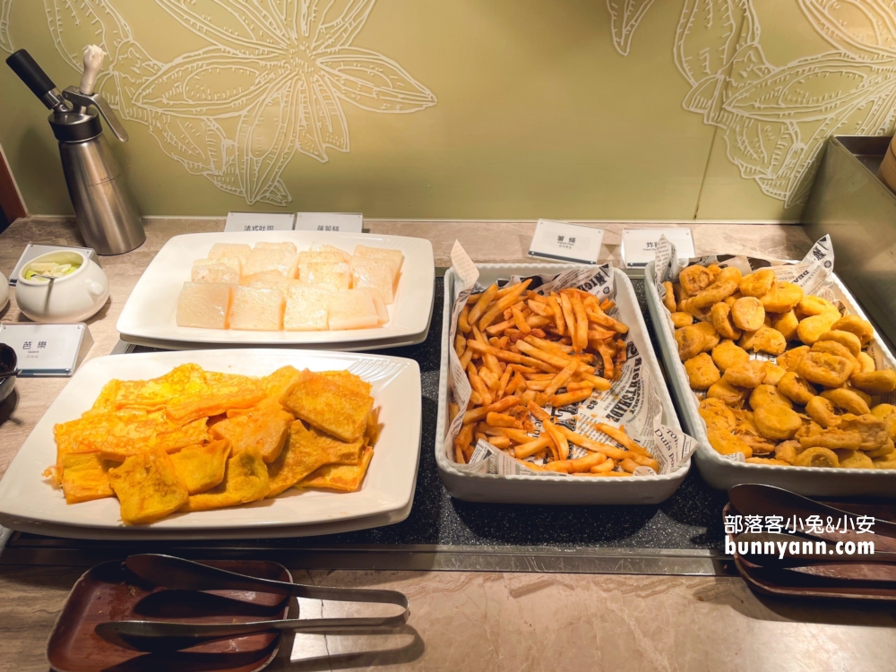 宜蘭【礁溪福朋喜來登酒店】不僅有整層親子區，戶外泳池景色更是無敵!