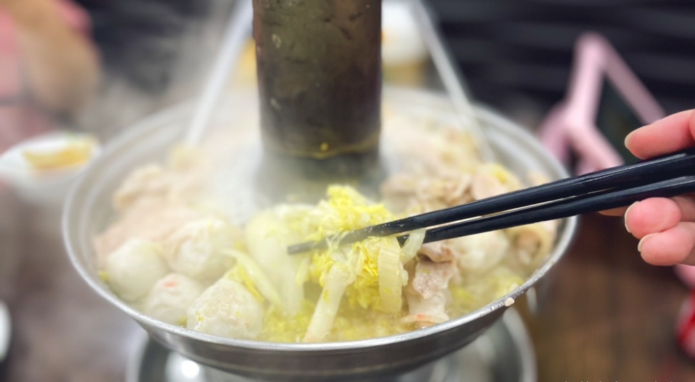 劉家酸菜白肉鍋