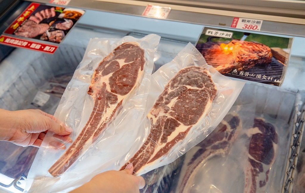 台中【阿布潘水產】台版築地市場，烤肉想買海鮮來這裡就對了！