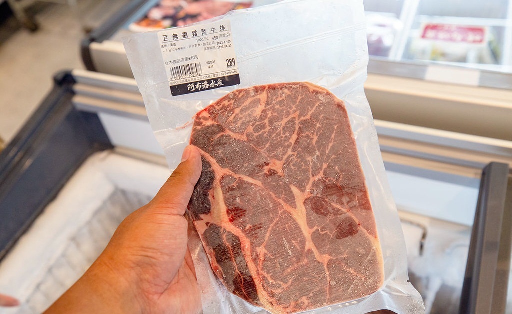 台中【阿布潘水產】台版築地市場，烤肉想買海鮮來這裡就對了！