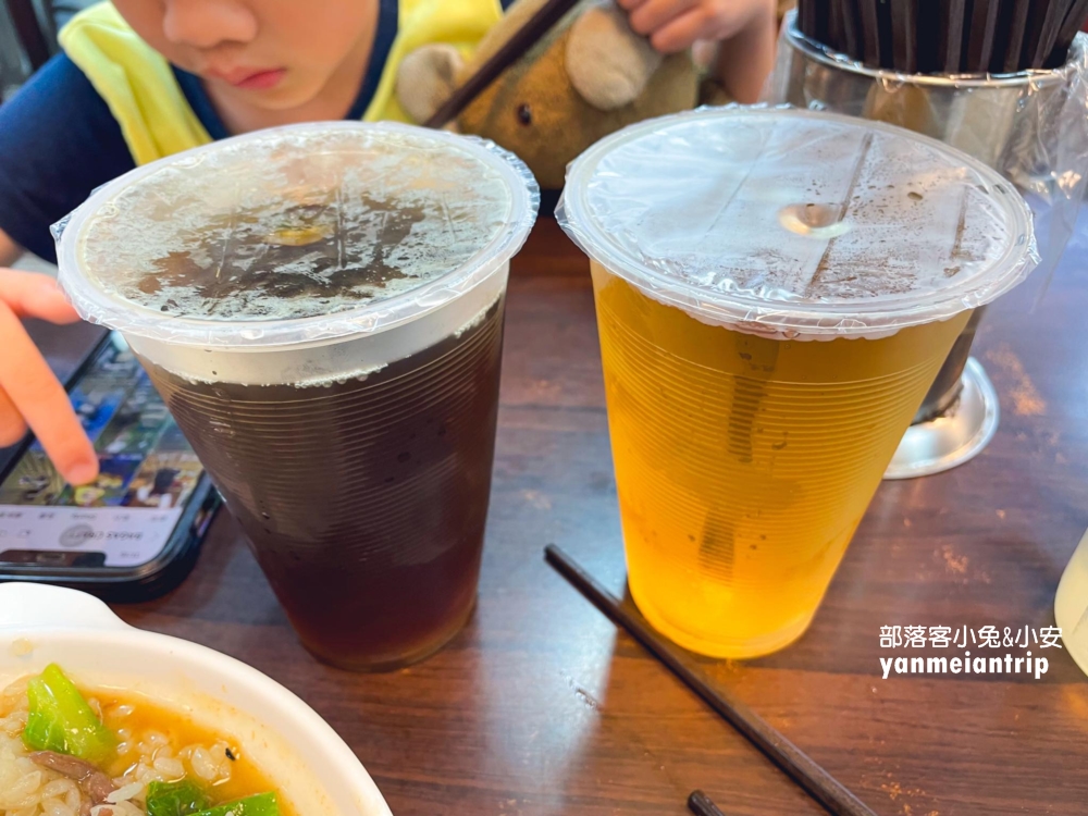 台南【億哥牛肉湯】南紡旁24小時牛肉湯店，Google4.1星並超過一萬則評論