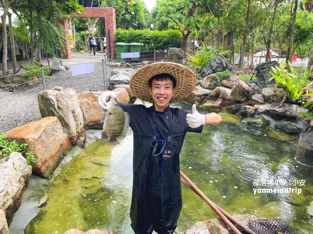 礁溪【PARTY泰烤魚餐廳】烤魚不但新鮮美味，價格還超親民，CP值爆表！