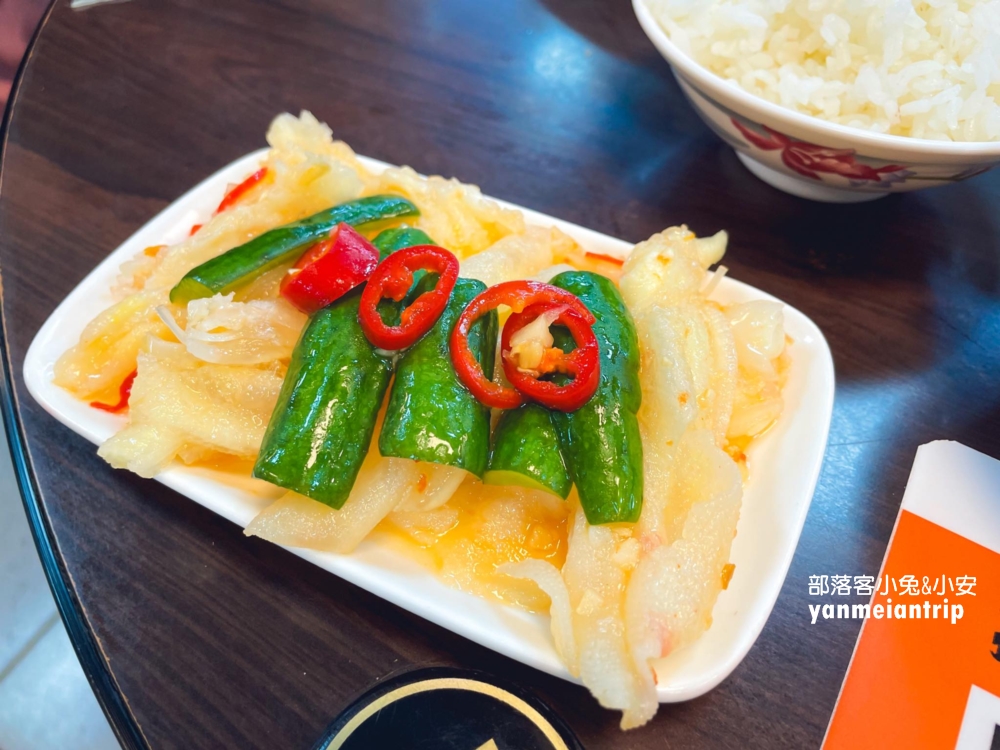 台南【億哥牛肉湯】南紡旁24小時牛肉湯店，Google4.1星並超過一萬則評論