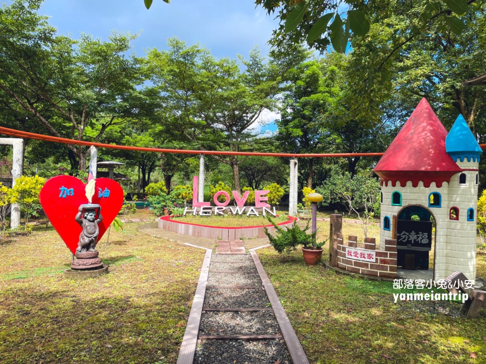 在新北平溪【河灣渡假村】騎無動力空中腳踏車，挑戰勇氣與美景