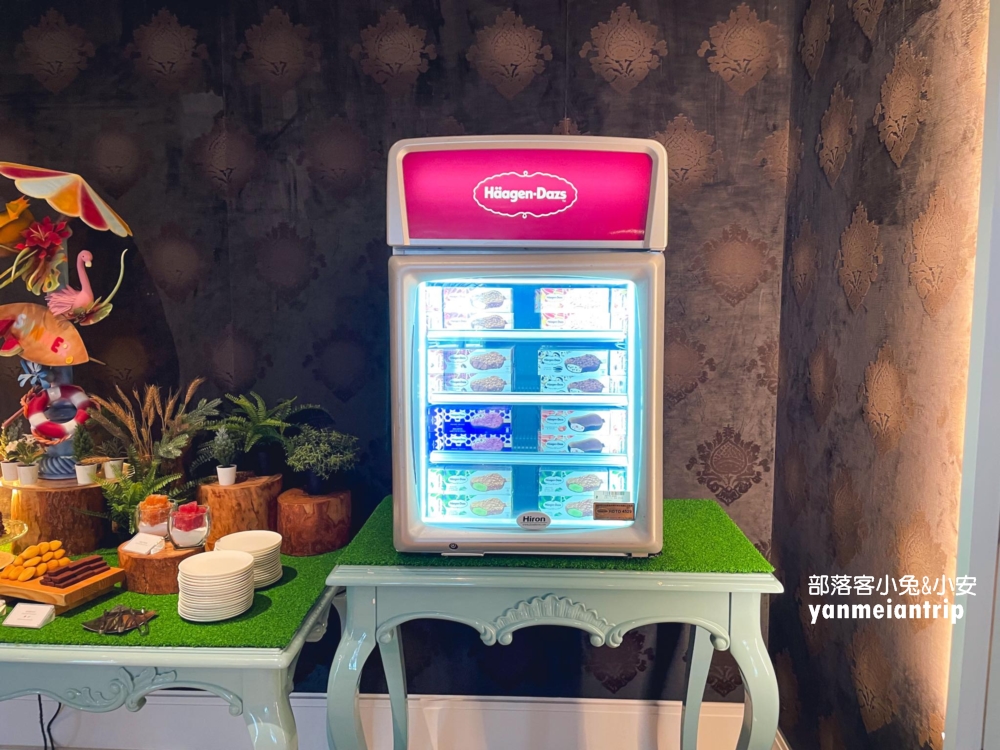 台北【文華CAFÉ】提供將近百道料理美食自助餐無限吃到飽
