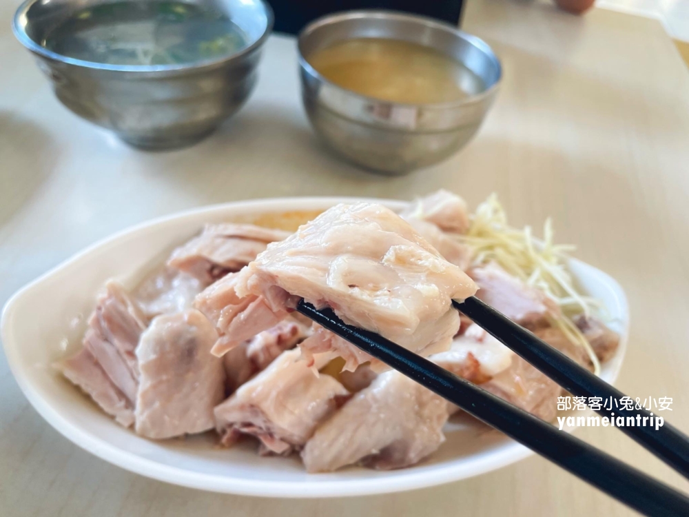 【阿里山火雞肉飯】外觀不起眼卻是好吃的雞肉飯與滷豬腳