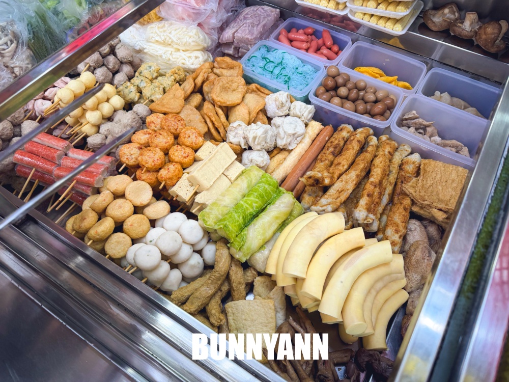 在地人私房滷味,當兵鋼盆滷味店家,加菜量不加價,蛋腸是主力招牌 在地人私房滷味,當兵鋼盆滷味店家,加菜量不加價,蛋腸是主力招牌