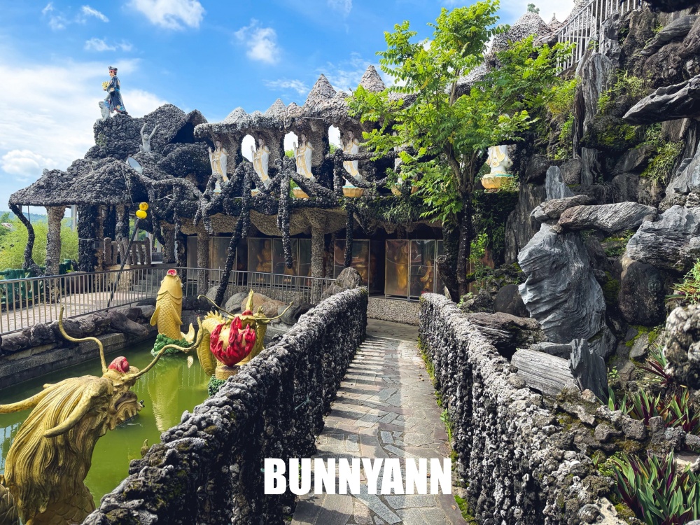一半的人不知道,是石頭打造廟宇,免門票參觀好佛心,山洞隧道更招牌 一半的人不知道,是石頭打造廟宇,免門票參觀好佛心,山洞隧道更招牌