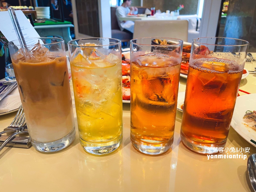 台北【文華CAFÉ】提供將近百道料理美食自助餐無限吃到飽