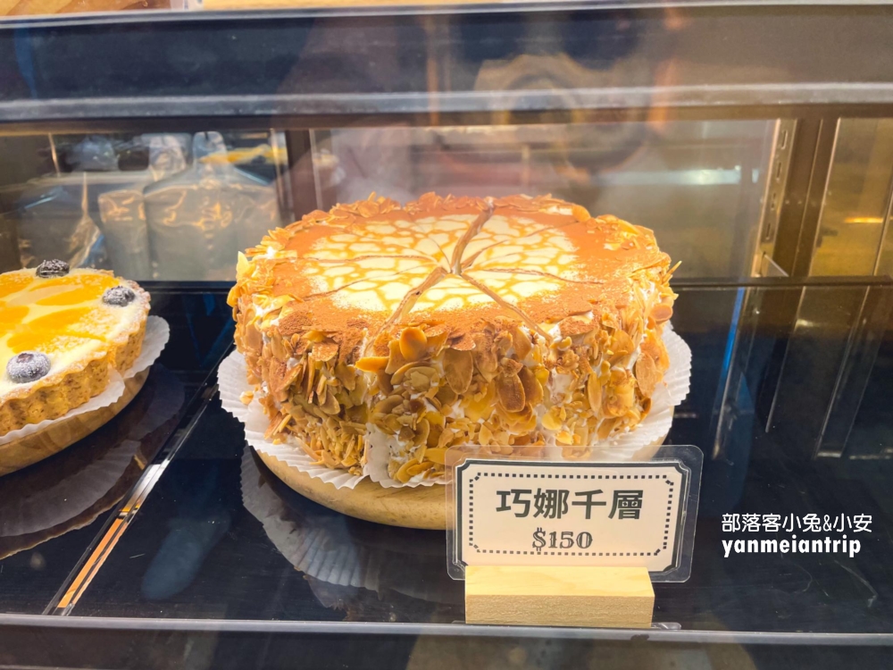 宜蘭【食聚咖啡】招牌甜點的抹茶千層蛋糕絕對是必點必吃推薦