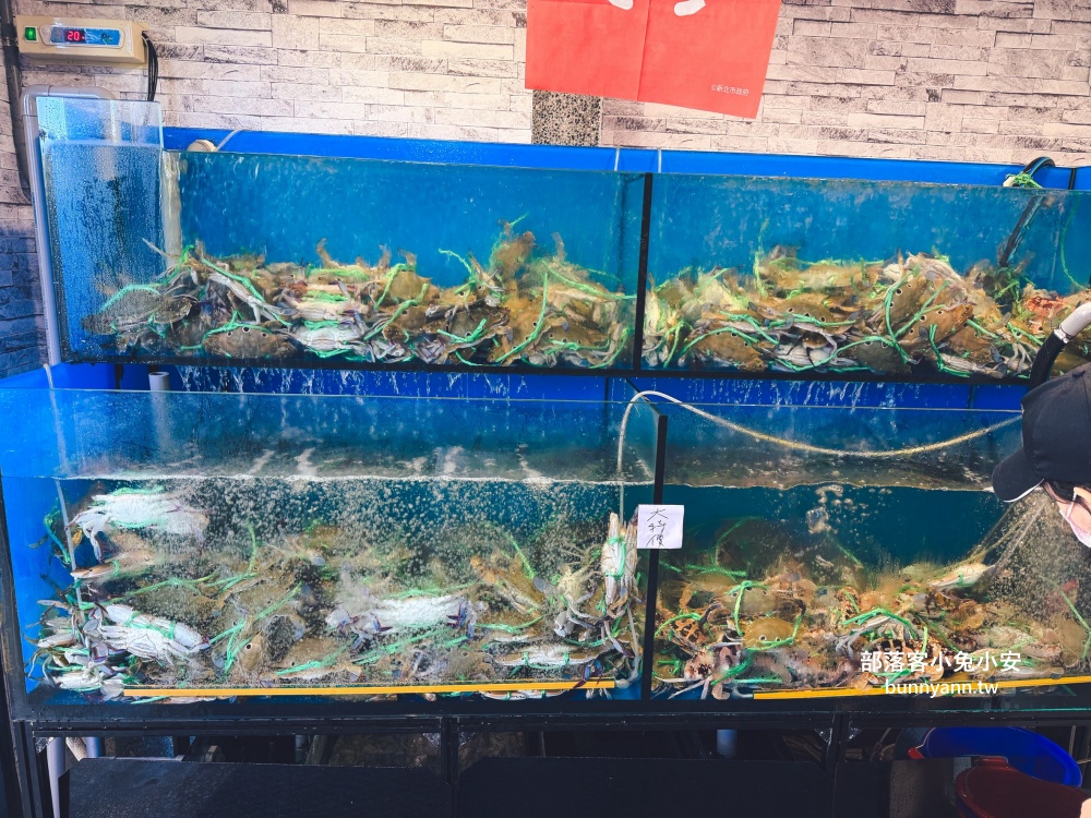 金山【花義思廚坊】現撈螃蟹每隻300元內，小卷火鍋也很逆天豐盛