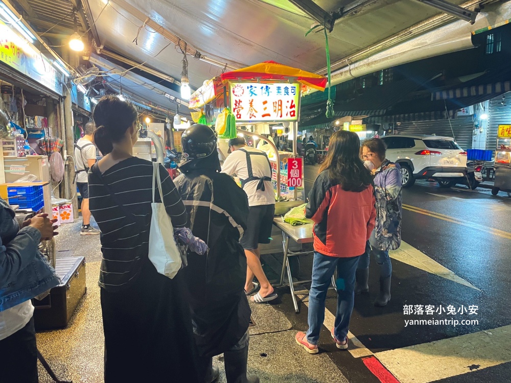 基隆【七堵家傳營養三明治】七堵區最多人排隊搶買的營養三明治