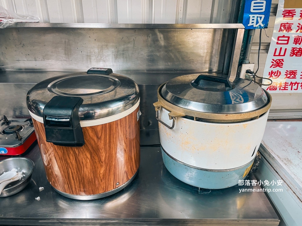 萬里【安安土雞城】沒有門牌跟地址的深山餐廳，白斬雞跟薑母鴨好好吃