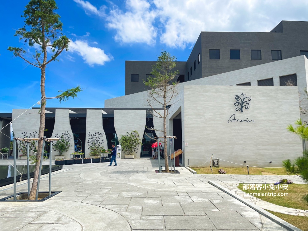 台南【雅聞湖濱療癒森林】玫瑰步道、脈輪花園、精靈小屋，還有霜淇淋可以吃