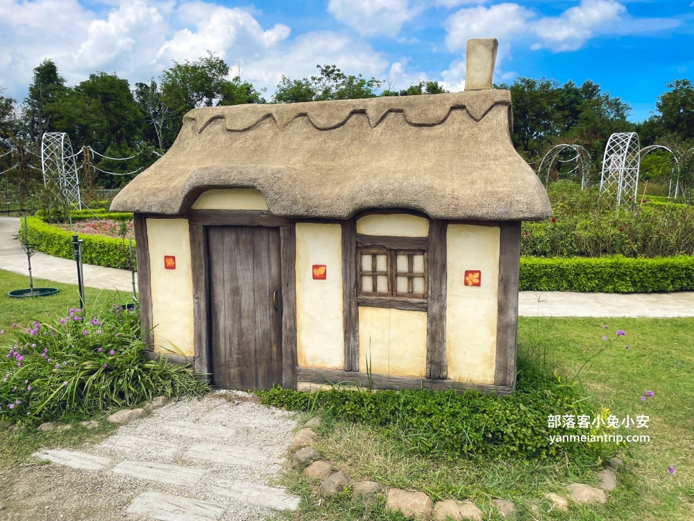 台南【雅聞湖濱療癒森林】玫瑰步道、脈輪花園、精靈小屋，還有霜淇淋可以吃