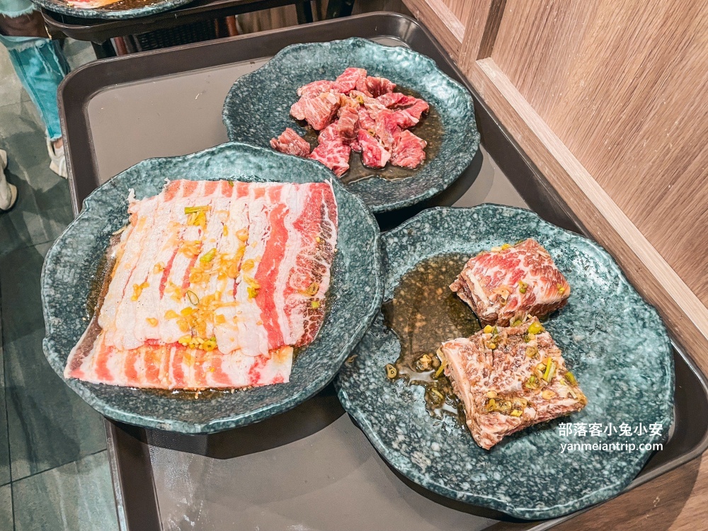 黑白大廚開的「本家BORNGA韓式燒肉」敦南店乾淨又衛生,訂位及菜單介紹給你認識