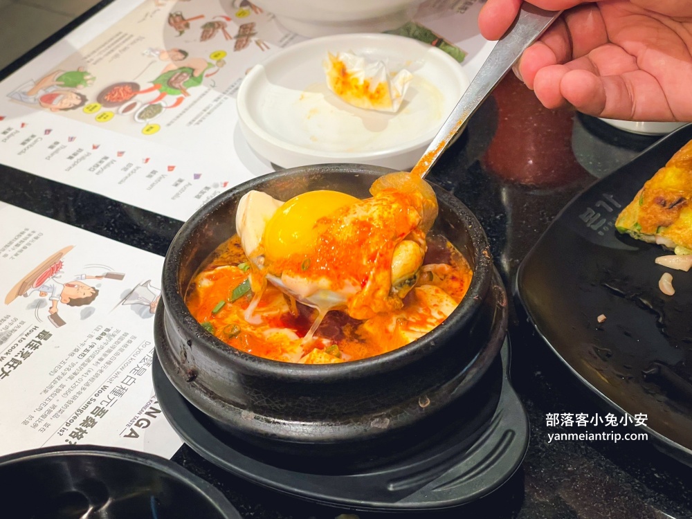 黑白大廚開的「本家BORNGA韓式燒肉」敦南店乾淨又衛生,訂位及菜單介紹給你認識