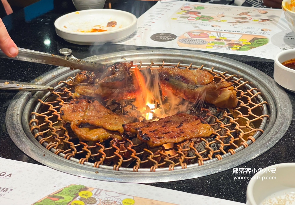 黑白大廚開的「本家BORNGA韓式燒肉」敦南店乾淨又衛生,訂位及菜單介紹給你認識