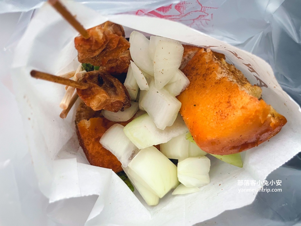 南州國小旁鹹酥雞餐車，買鹹酥雞送洋蔥真的好催淚