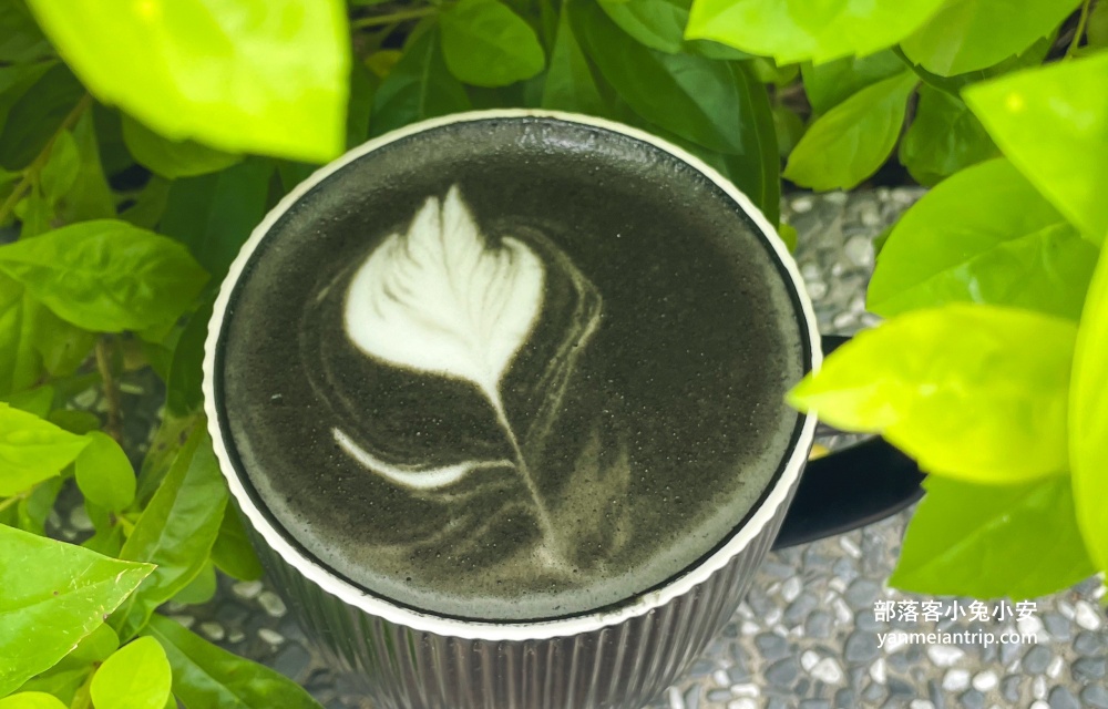 苗栗【烏色咖啡】谷歌4.6顆星的評價很高的義大利麵餐廳
