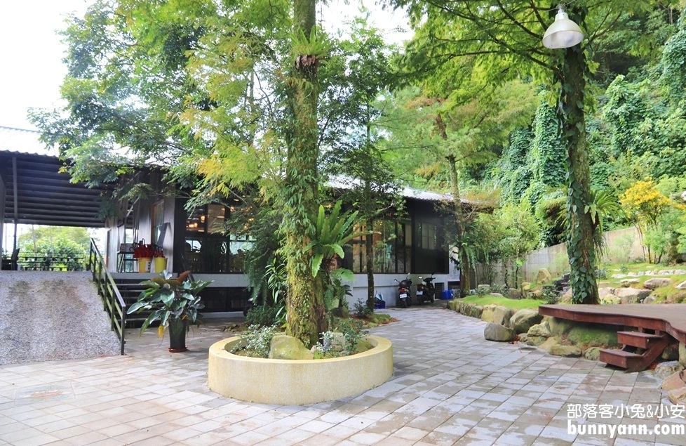宜蘭鳳梨屋水上莊園