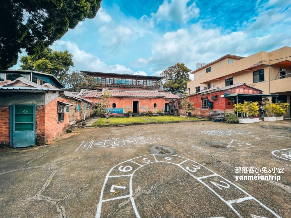石牆仔內咖啡館