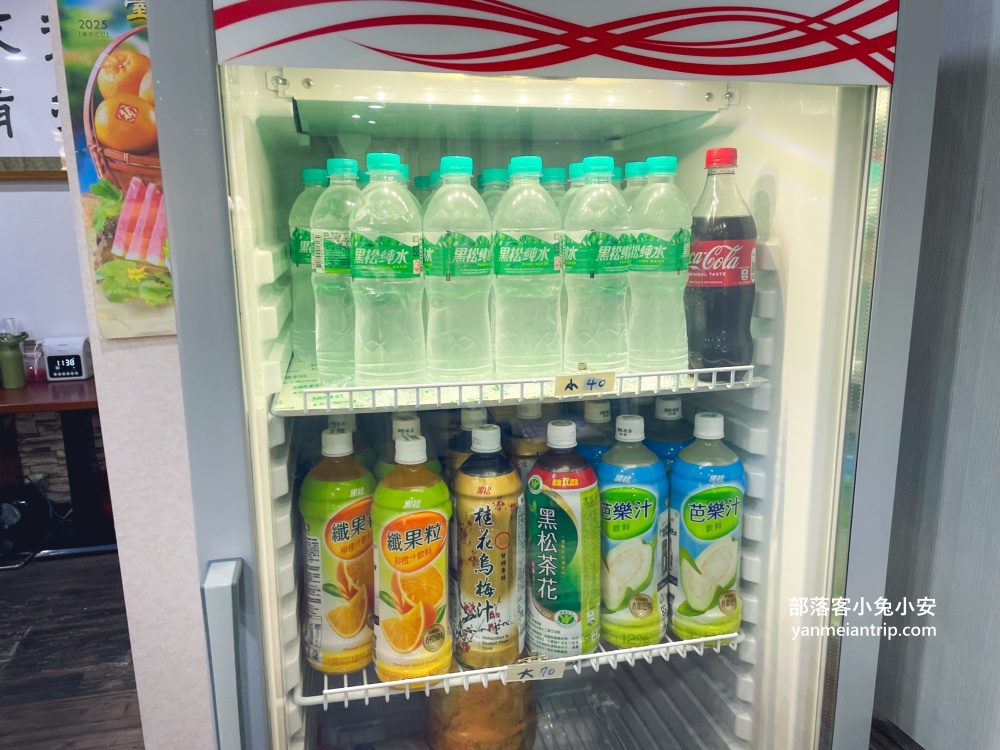 宜蘭【羅東一鑫園小吃】大碗又滿意的水嫩嫩鮮蚵蓋飯