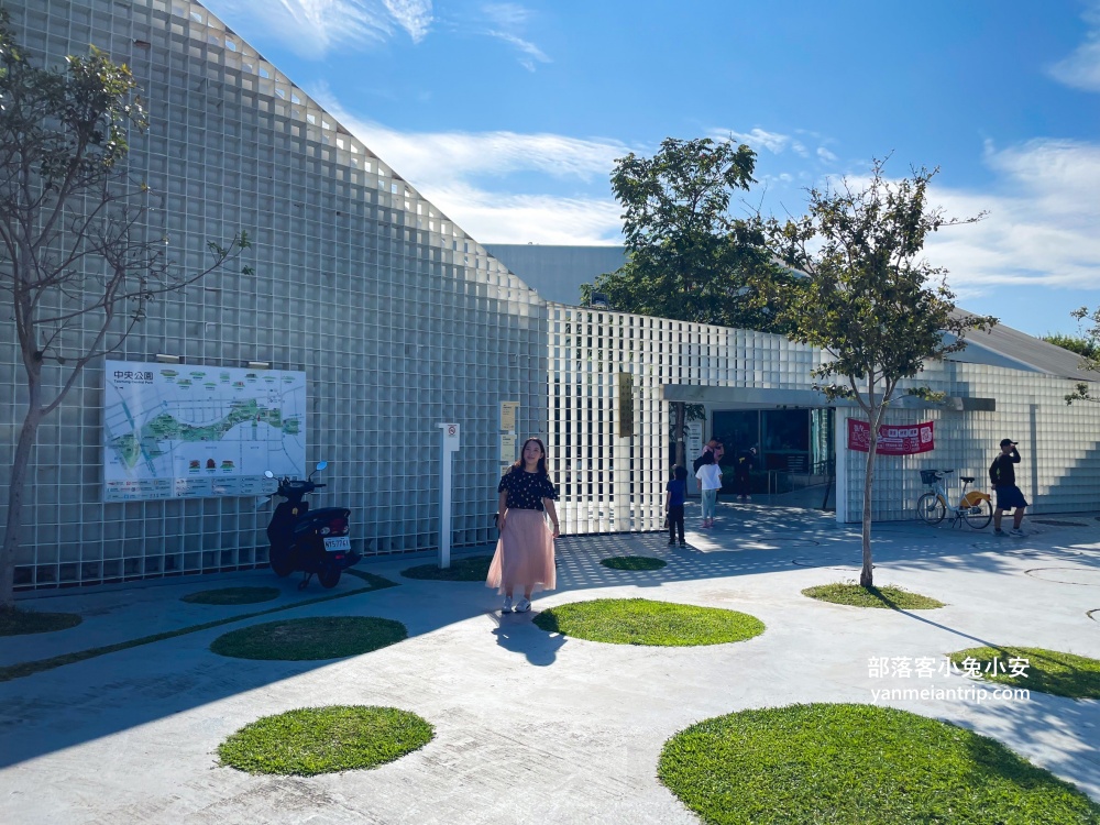 台中中央公園遊客中心｜飛航館開飛機體驗超有趣，親子必訪免費景點