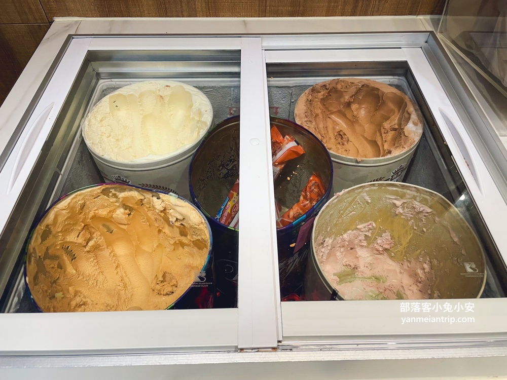 桃園【饗厚牛排桃園店】近五十道自助百匯，只要399元就能無限享用