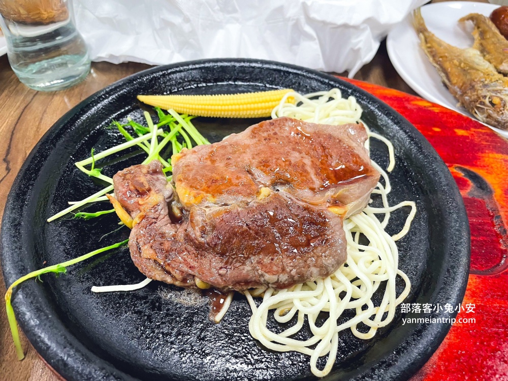 桃園【饗厚牛排桃園店】近五十道自助百匯，只要399元就能無限享用