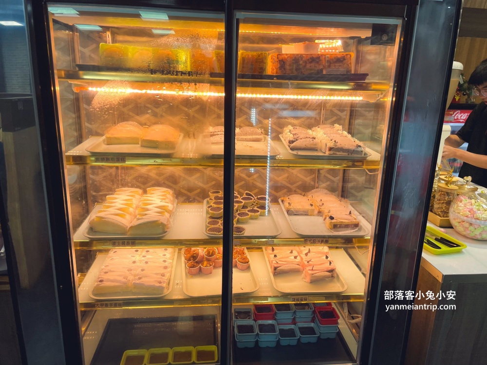 桃園【饗厚牛排桃園店】近五十道自助百匯，只要399元就能無限享用
