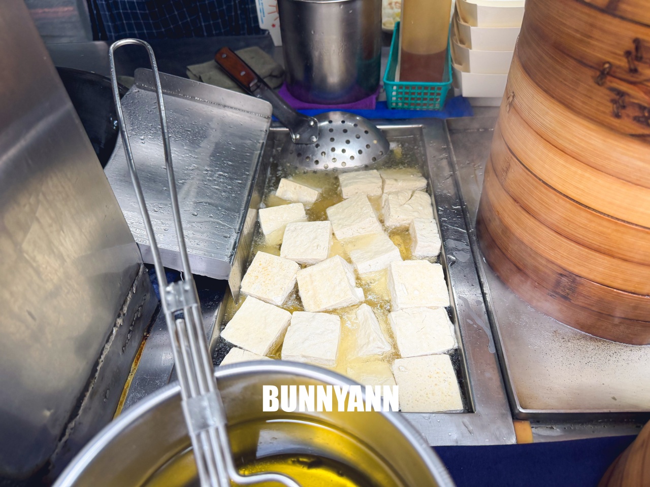 宜蘭美食》財記臭豆腐，脆皮臭豆腐和麻辣臭豆腐必吃