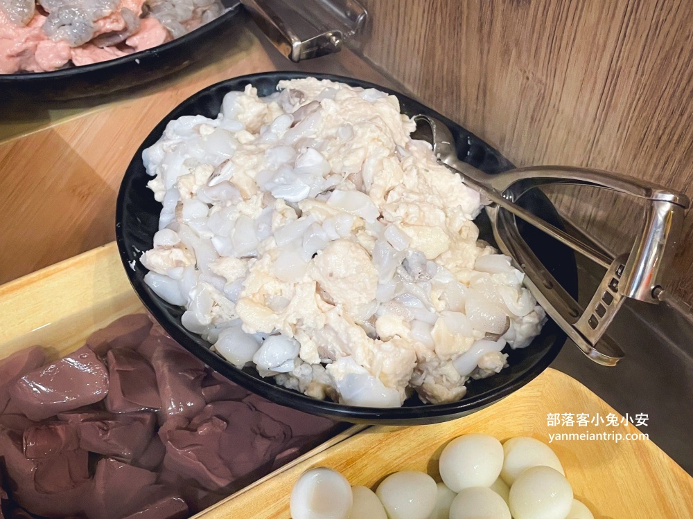 宜蘭礁溪【告春食彩海鮮鍋物】超高CP值火鍋店，螃蟹龍蝦通通有！