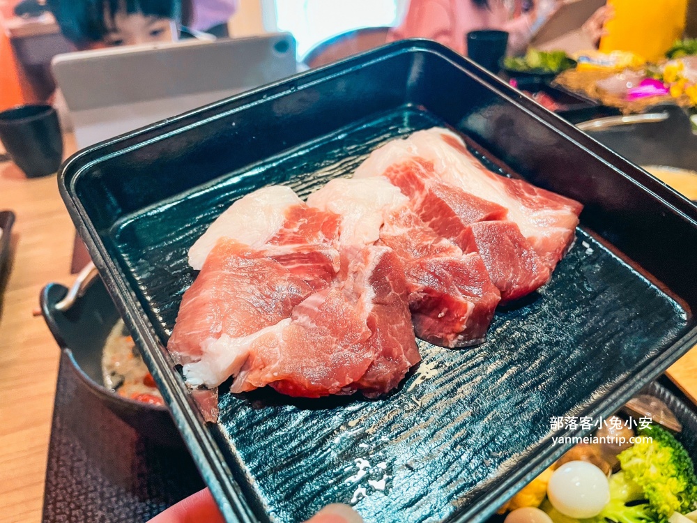 宜蘭礁溪【告春食彩海鮮鍋物】超高CP值火鍋店，螃蟹龍蝦通通有！