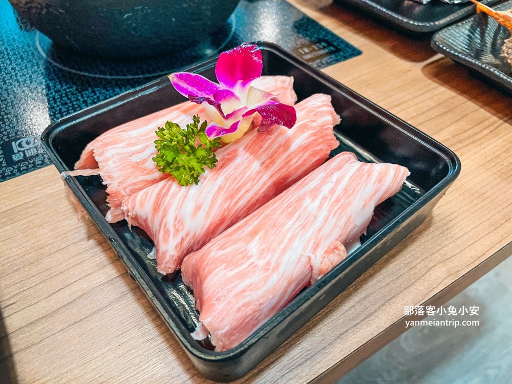 宜蘭礁溪【告春食彩海鮮鍋物】超高CP值火鍋店，螃蟹龍蝦通通有！