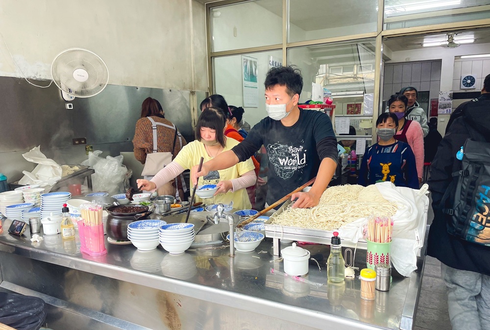 2025【宜蘭文昌炸醬麵】30年老字號古早味麵店☀️炸醬麵&#038;排骨麵好好吃 @小兔小安*旅遊札記